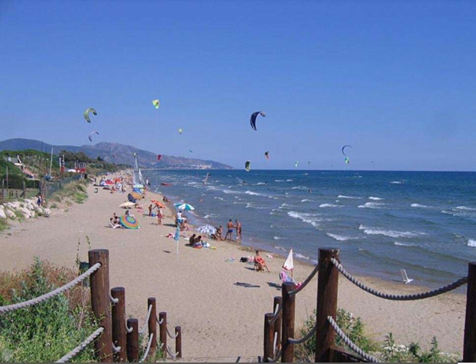 Alloggio Turistico Al Mare Sperlonga E Terracina Villa Lido Di Fondi Exterior photo